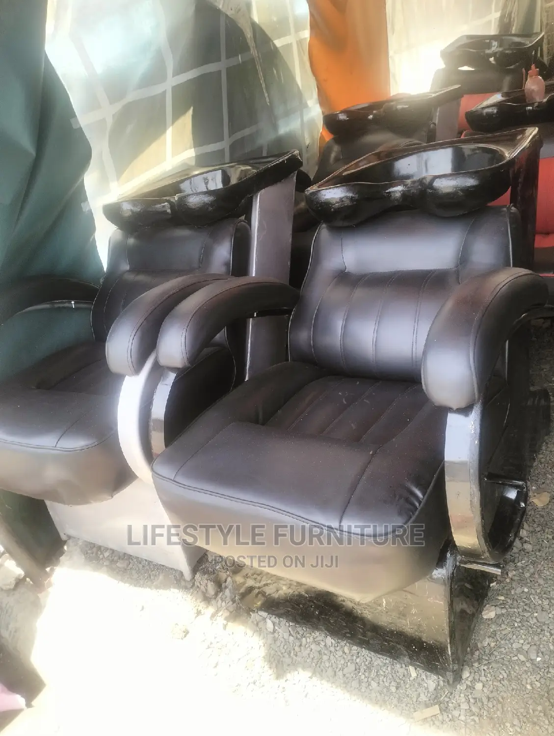 Shamboo Unit , Chair and Sink