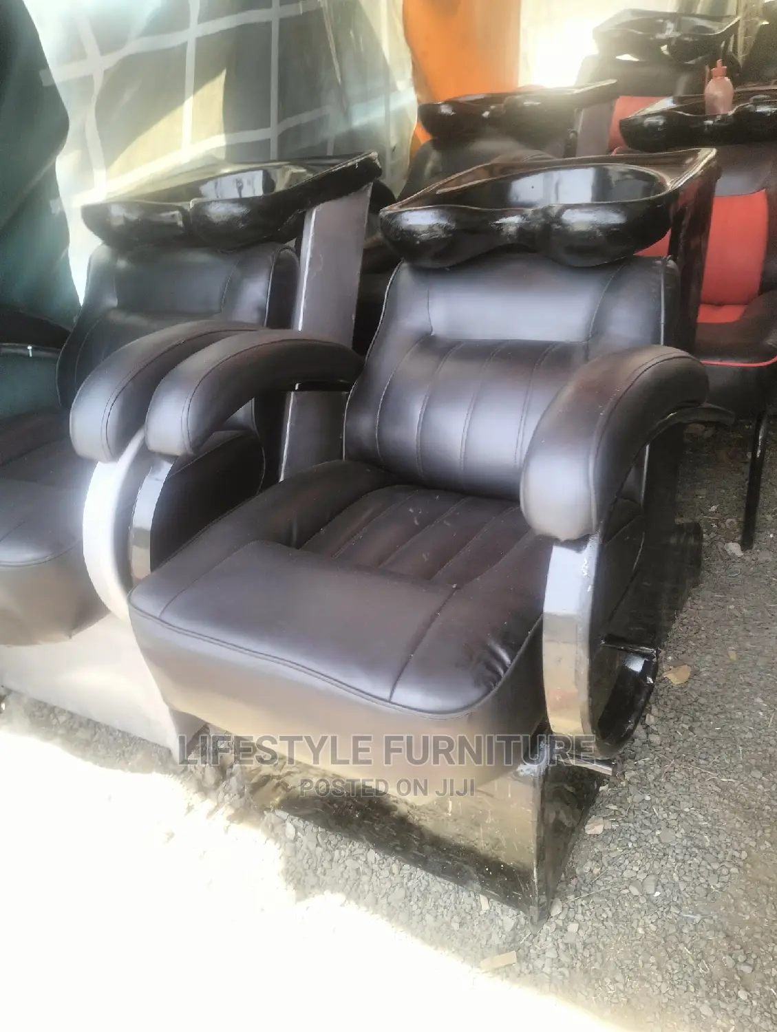 Shamboo Unit , Chair and Sink