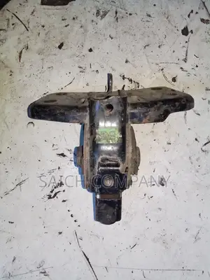 RAV 4 Gearbox Mountain (L.H.S)