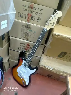 Fender Rythm Sunburst