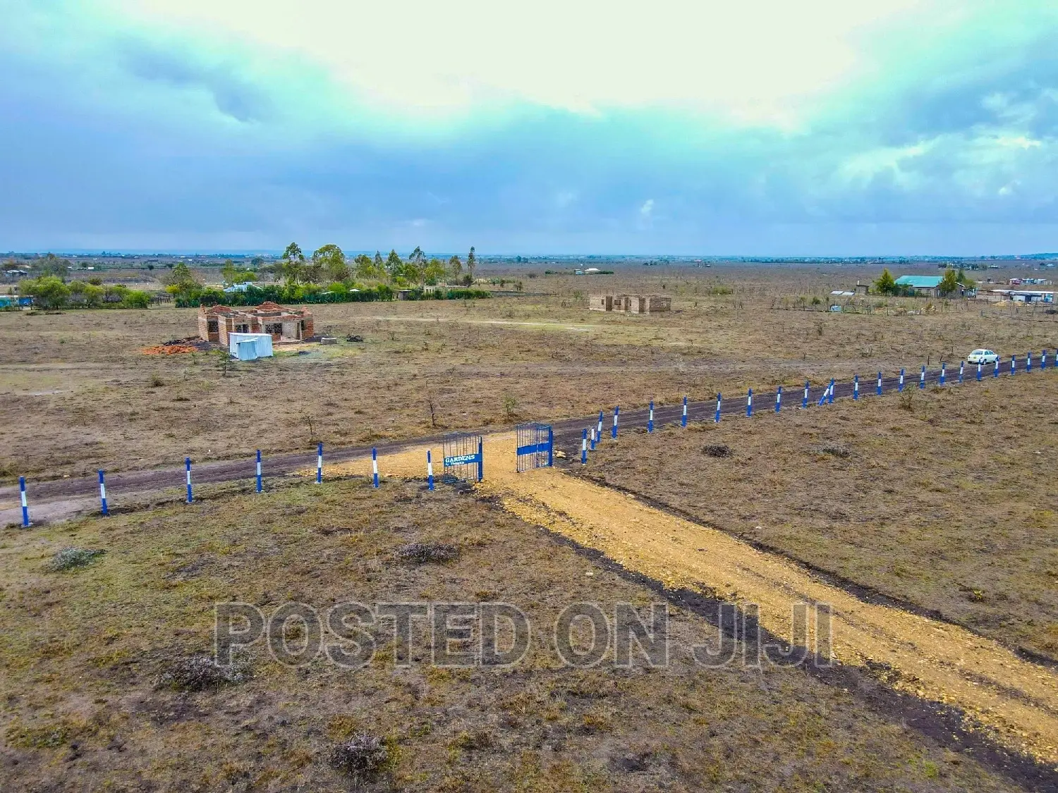 #Fantastic Plots for Sale#^En