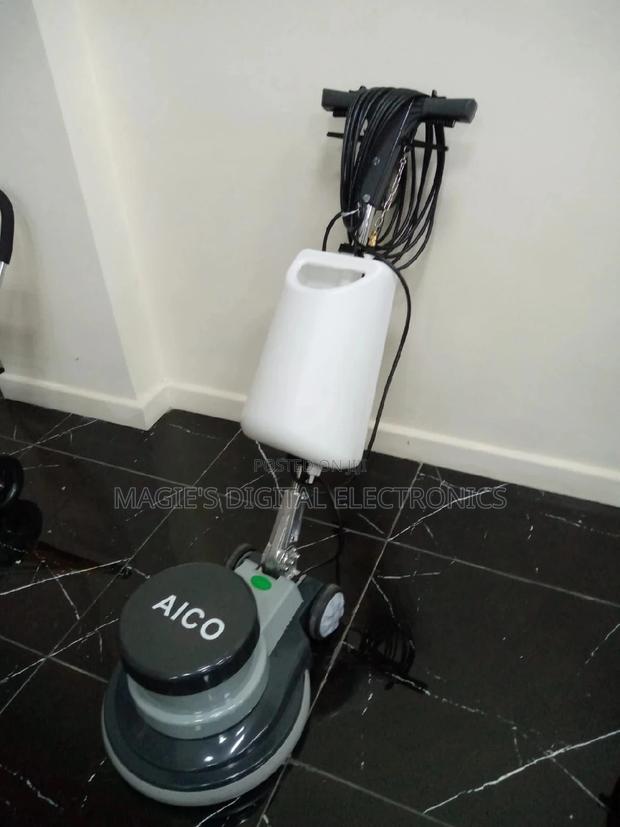 Floor Scrubber Machine