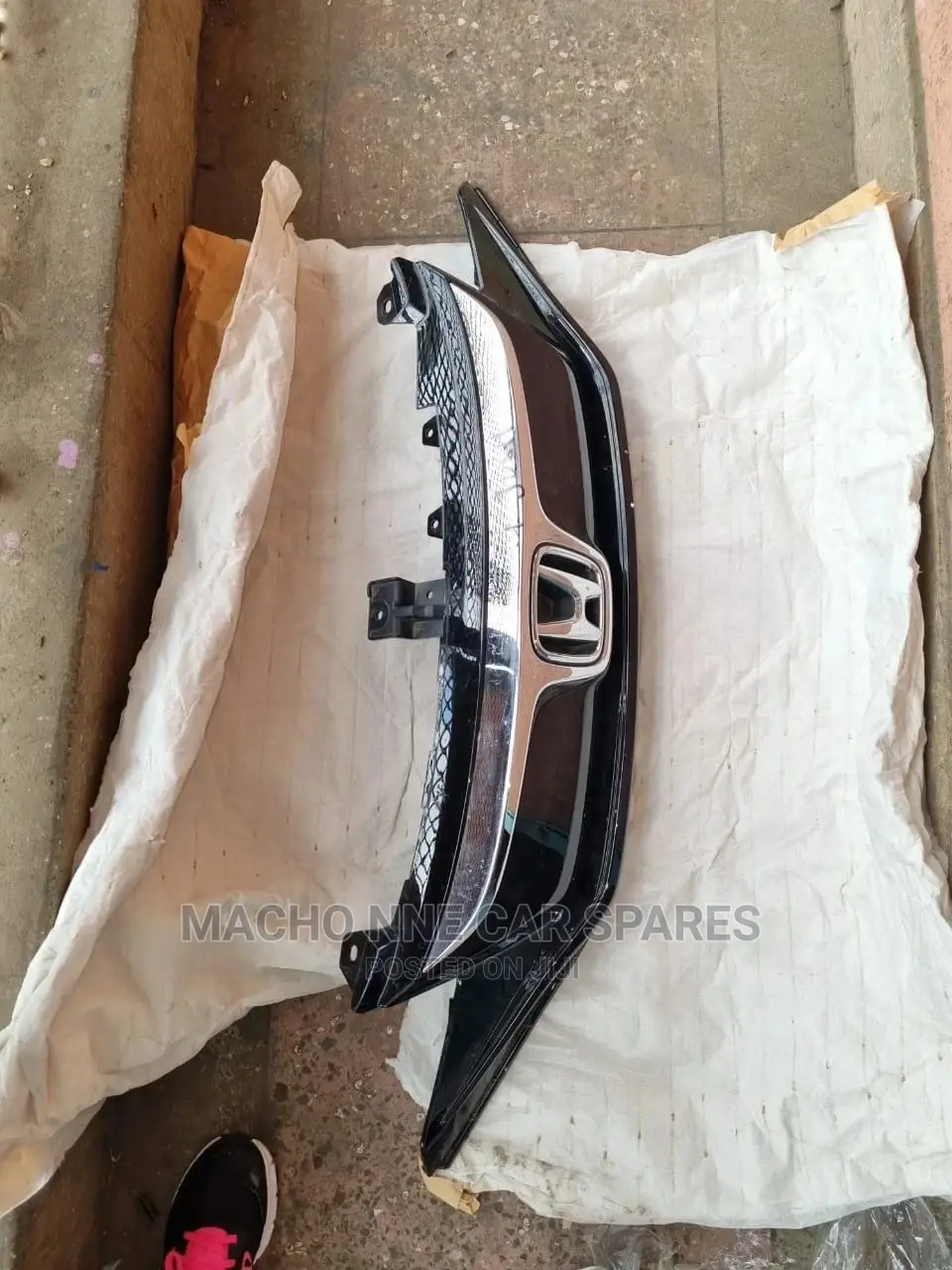 Honda Fit 2014 Grill