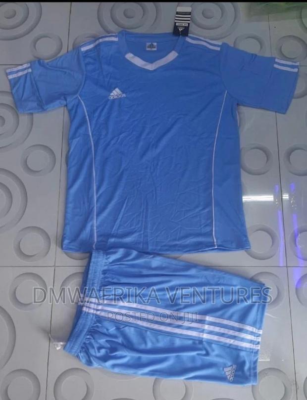 Kids Football Uniforms - thumbnail 7