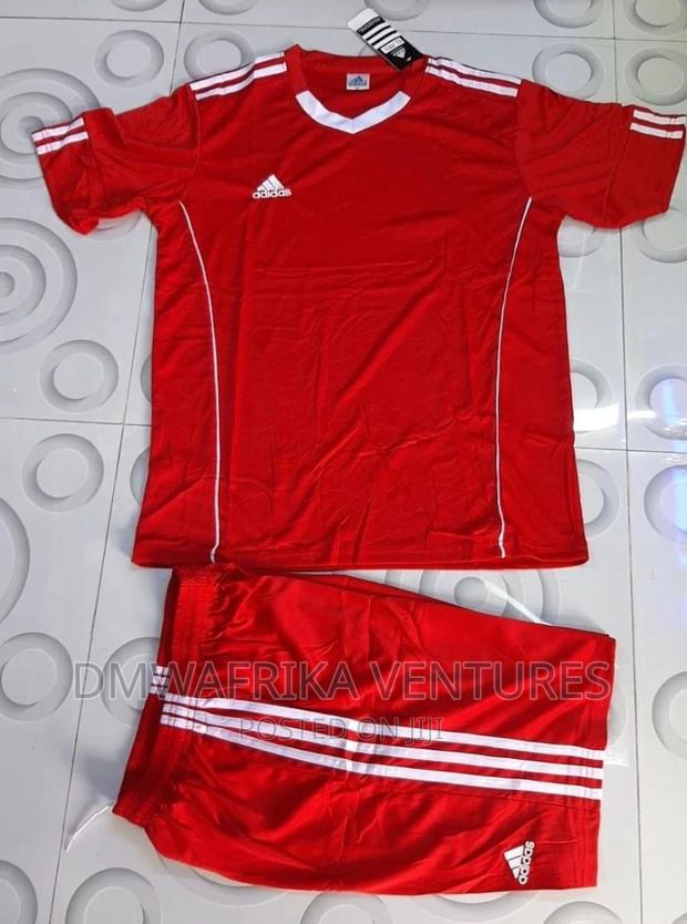 Kids Football Uniforms - thumbnail 8