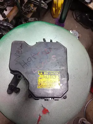 Abs Pump Toyota Harrier /Lexus