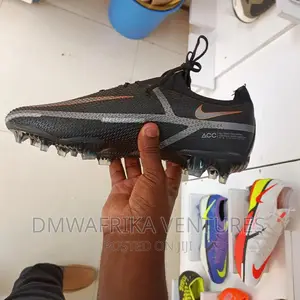 Nike Phantom FLYKNIT