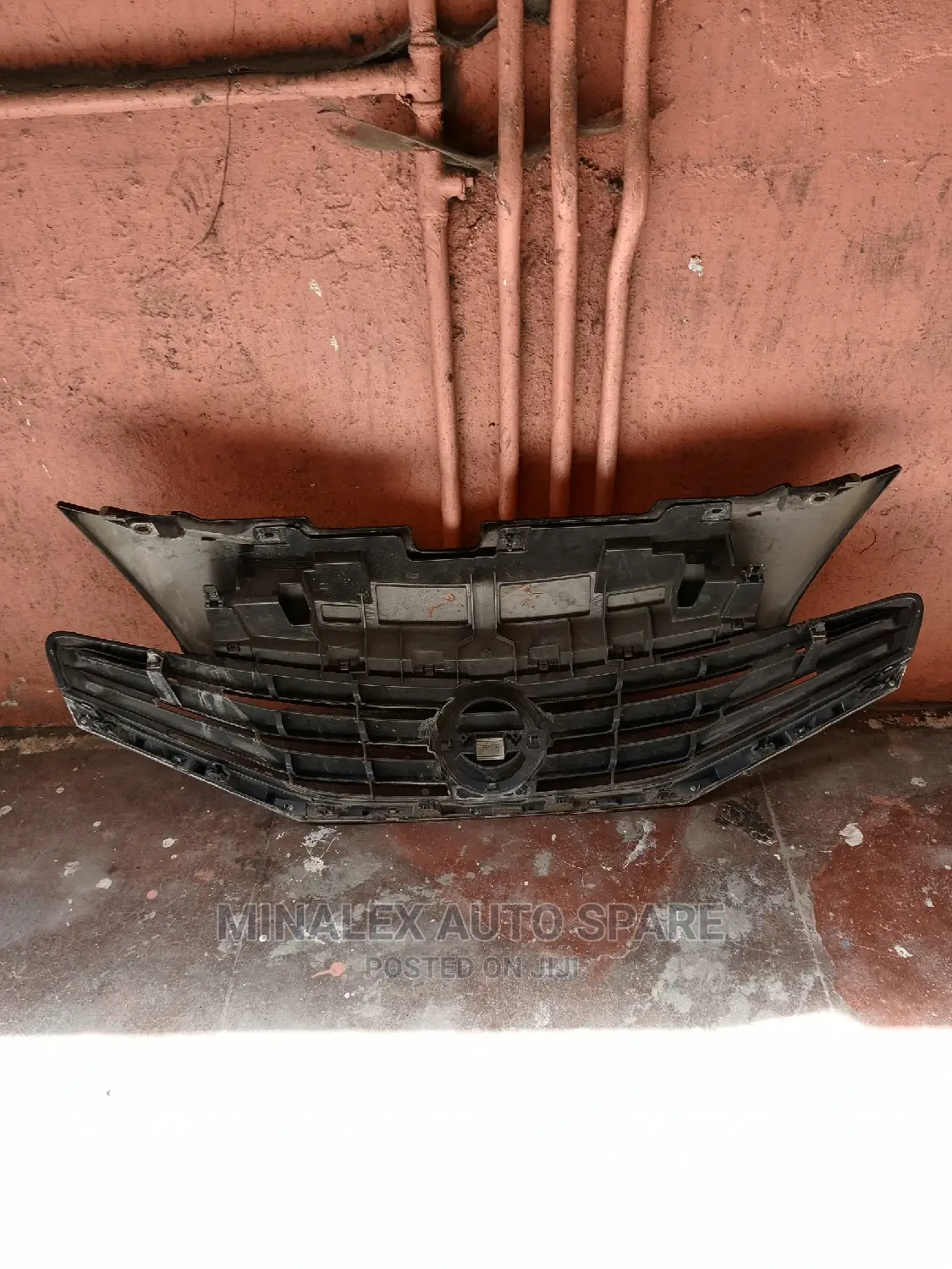 Nissan Note Grill and Cover