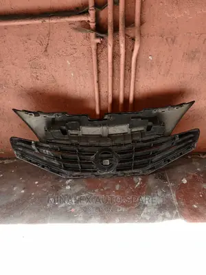 Nissan Note Grill and Cover
