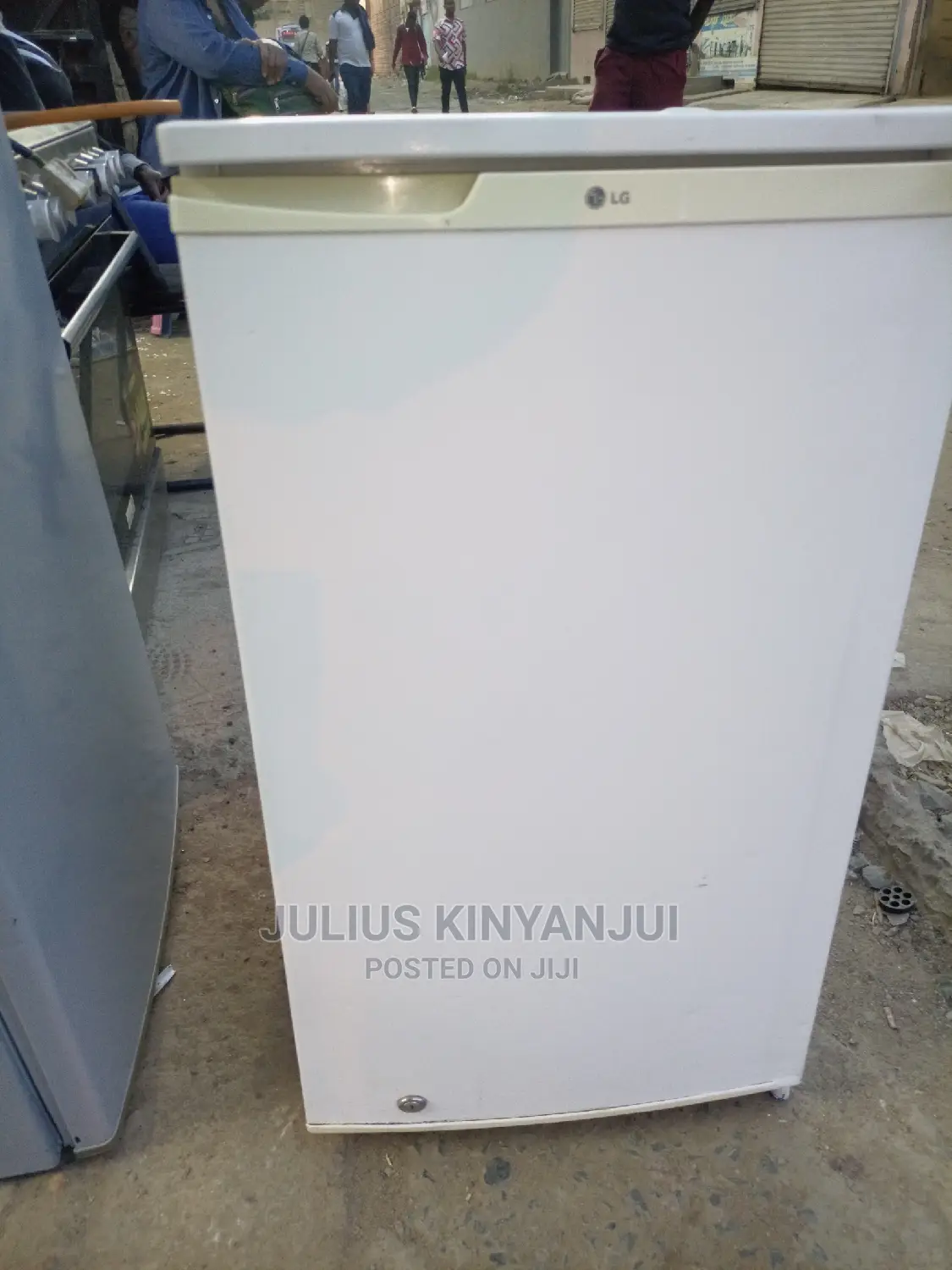 Mini Fridge 130l