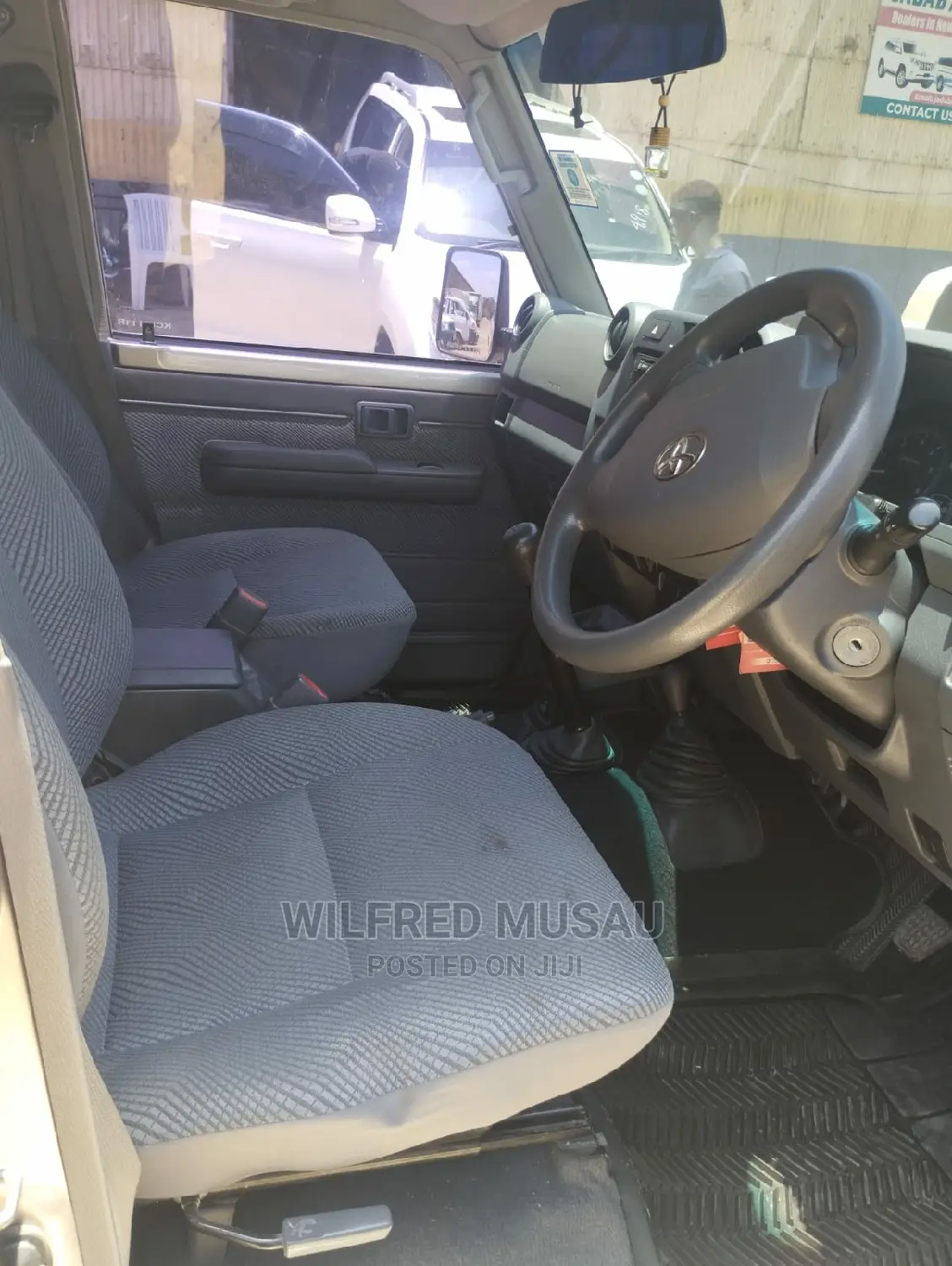 Toyota Land Cruiser 2017 Silver