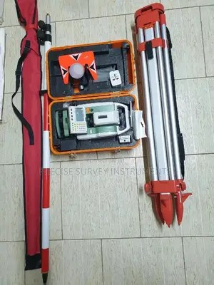 Total Stations Machine (2"Accuracy)