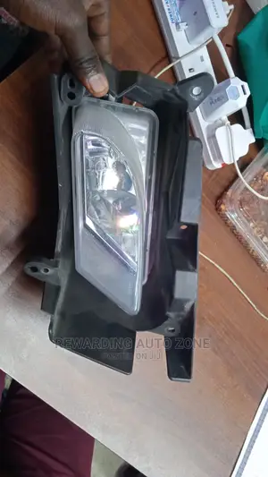 Mazda Axela 2010 Foglights.