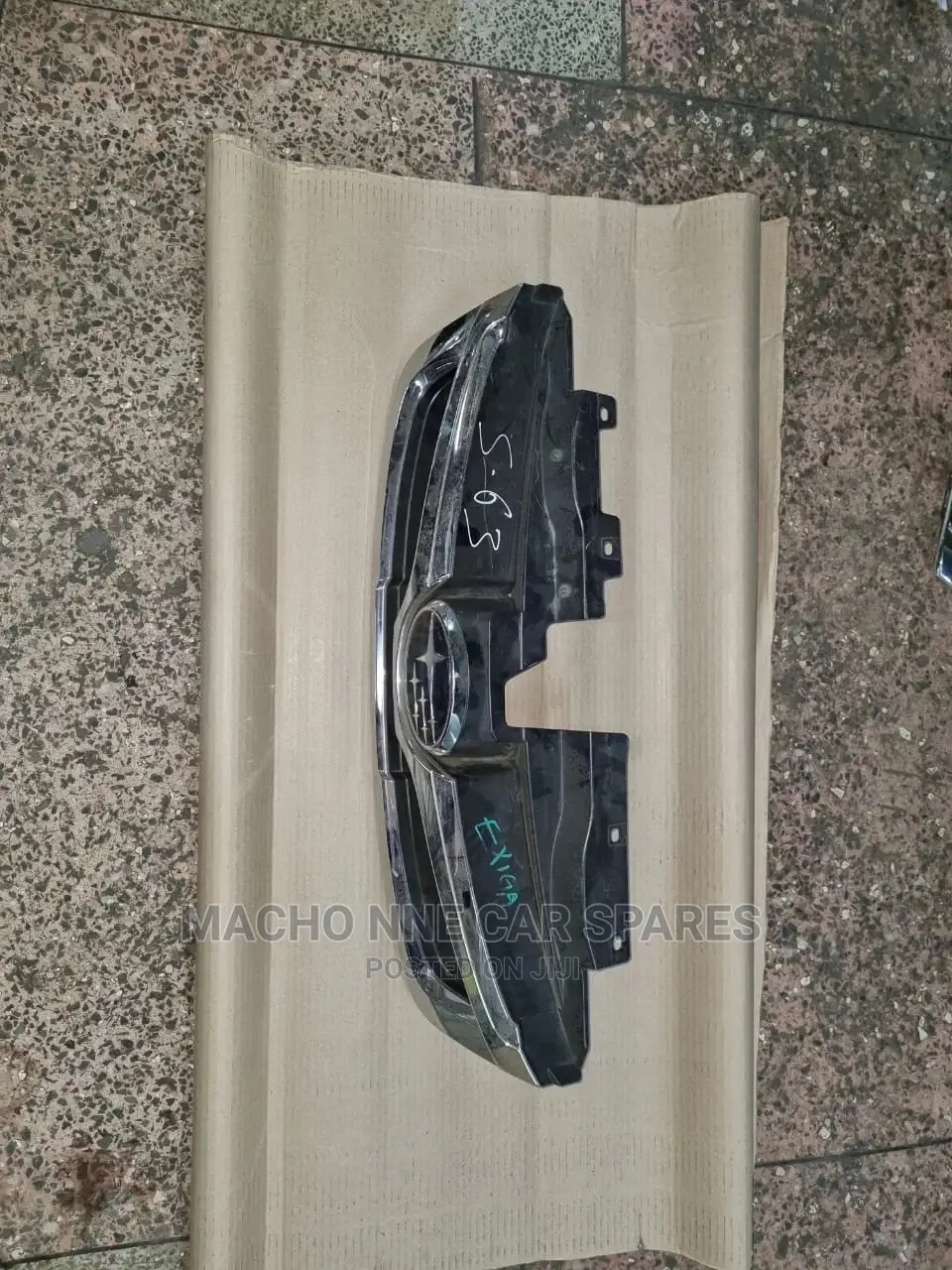 Subaru Exiga Grill