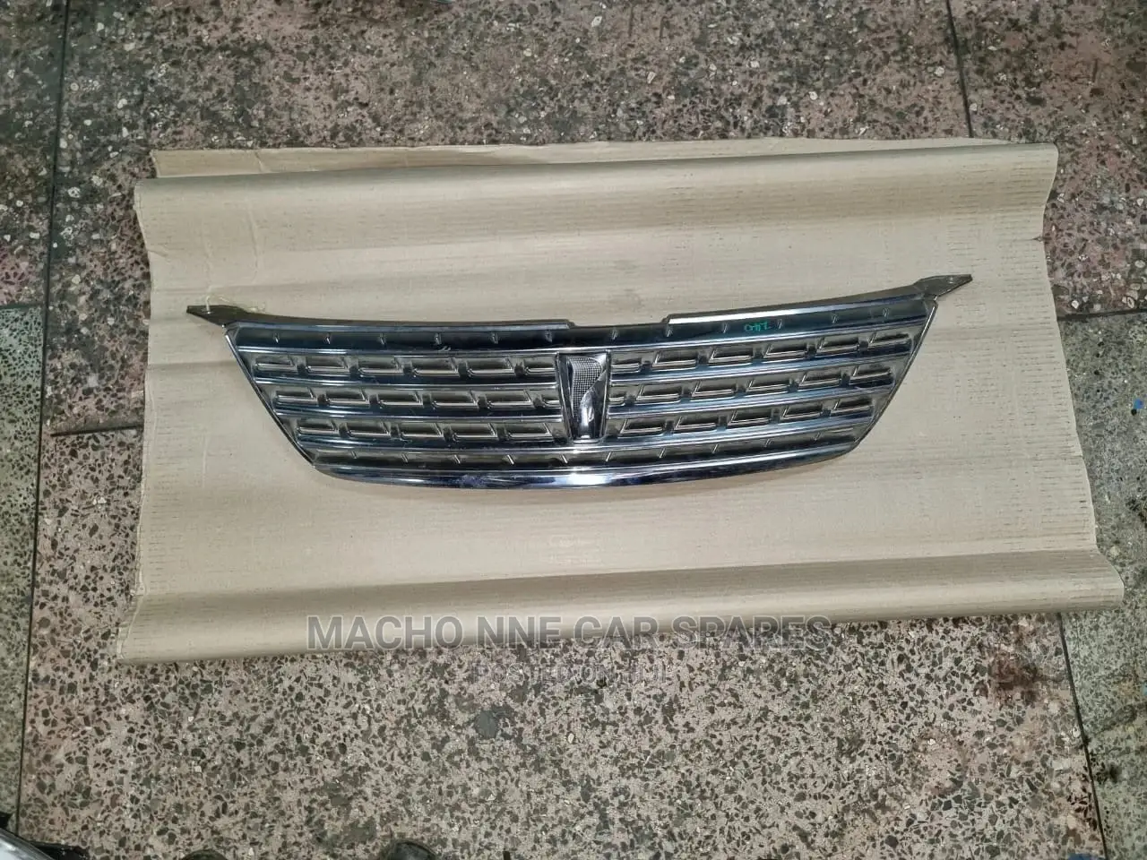 Toyota Premio 240 2002 Grill