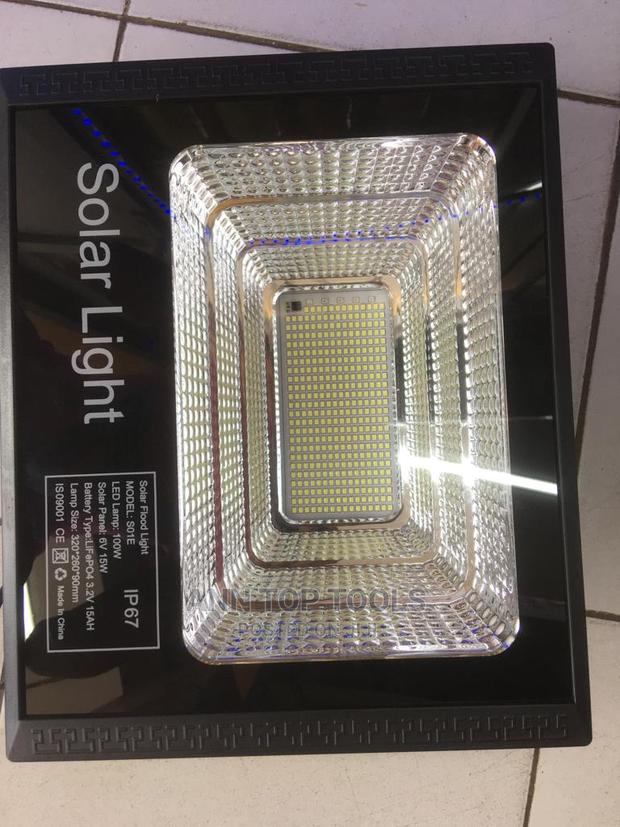 100W Solar Flood Lights - thumbnail 2