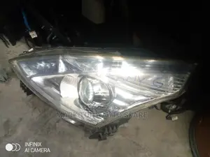 Nissan Tiana Headlight Zenon