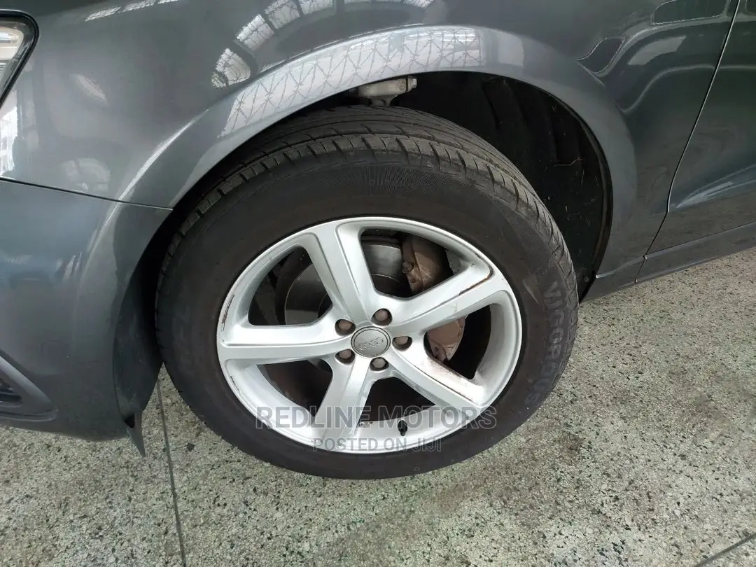 Audi Q5 2.0T Premium AWD Quattro 2016 Gray