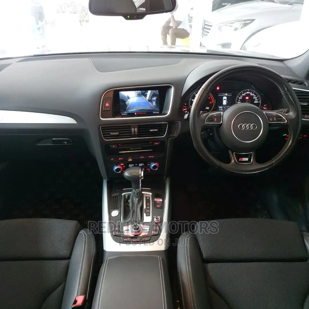 Audi Q5 2.0T Premium AWD Quattro 2016 Gray