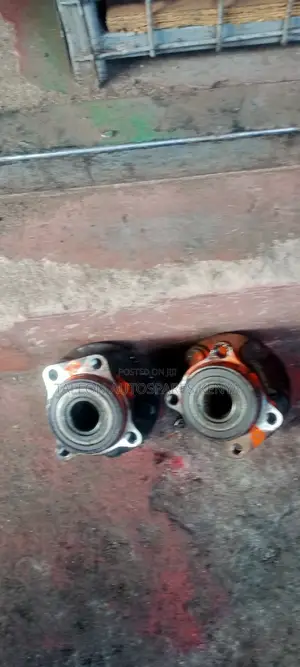 Subaru Legacy,Impreza,