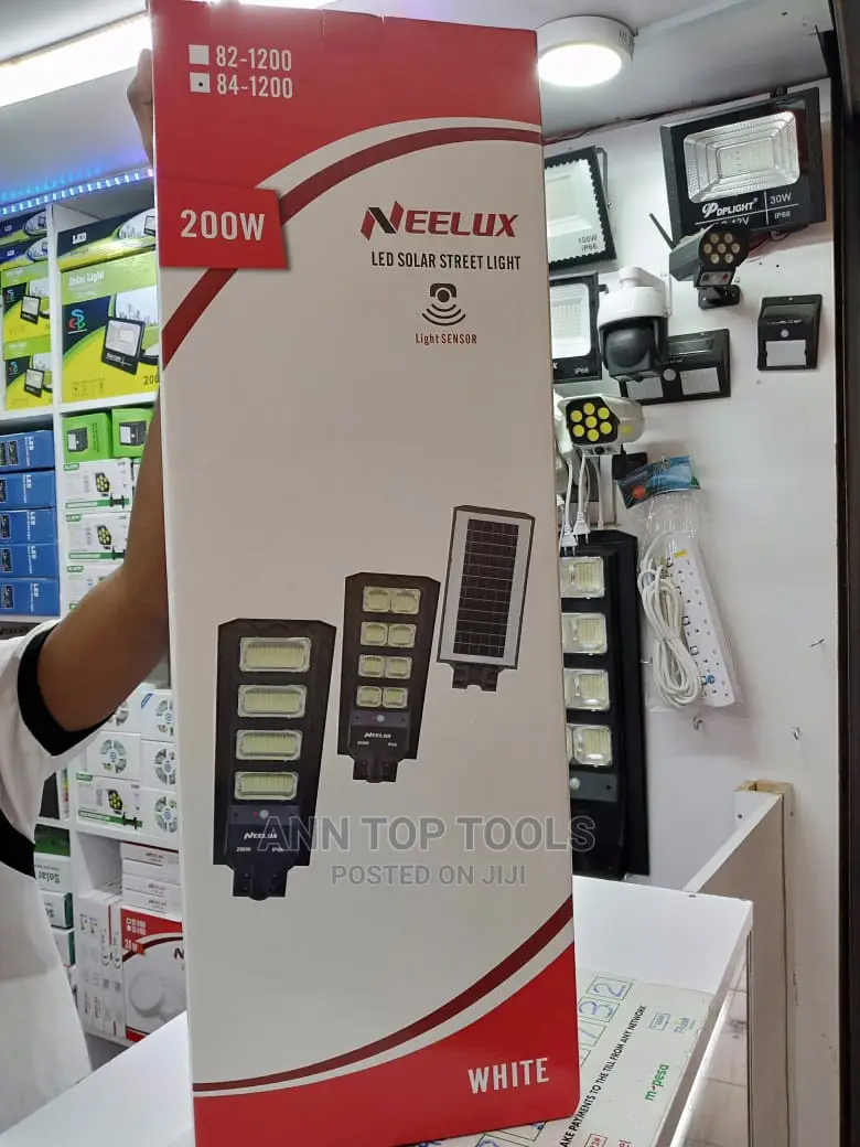 Neelux 200w Led Solar Street Light