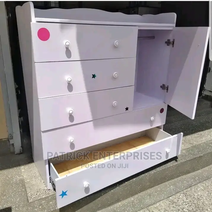 MDF Chest of Drawers 4 by 4 Fitts