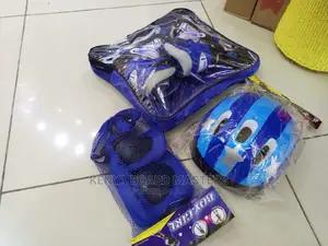 Skate Shoes - Skate Shoes!Skate Shoe With Helmet and Guards