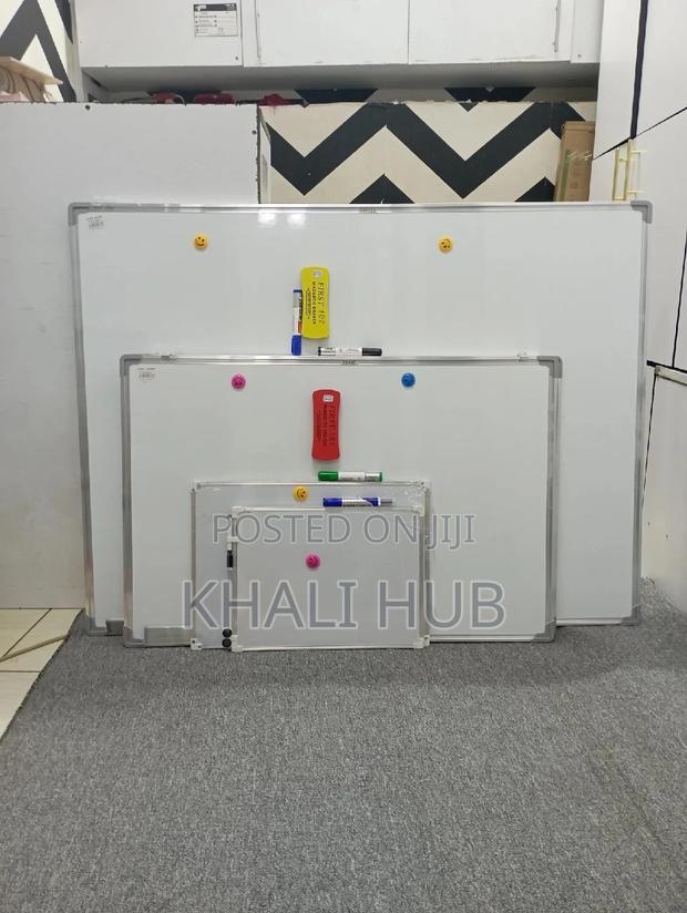 White Board\ White Board\ Magnetic White Board)