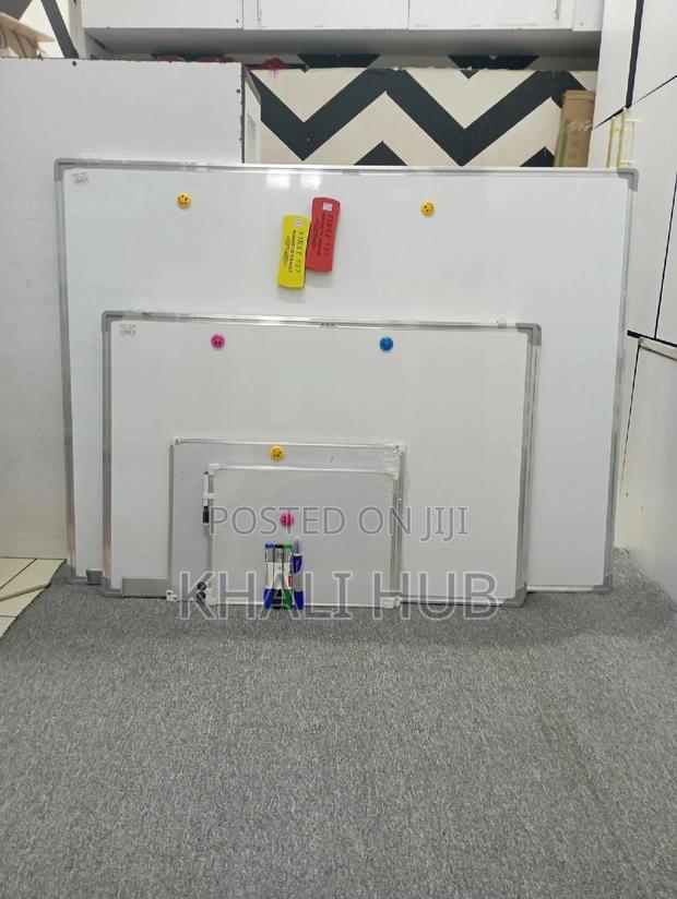 ~White Board; White Board~ - main view