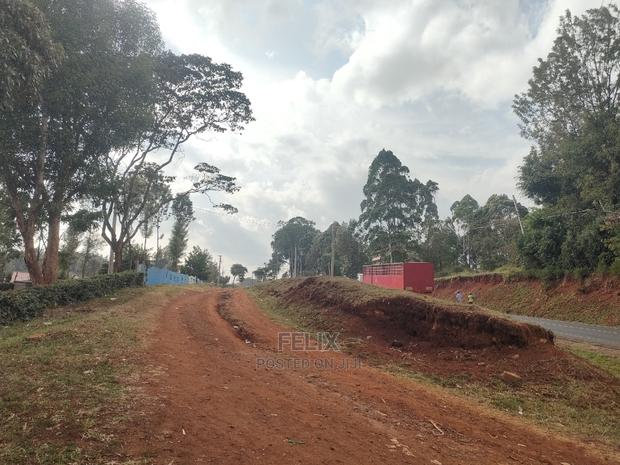 1 Acre Nyeri/ Skuta Touching Tarmac