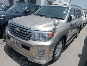 Used Toyota Land Cruiser 2014 Gold Cars in Kenya for sale Price on Jiji ...