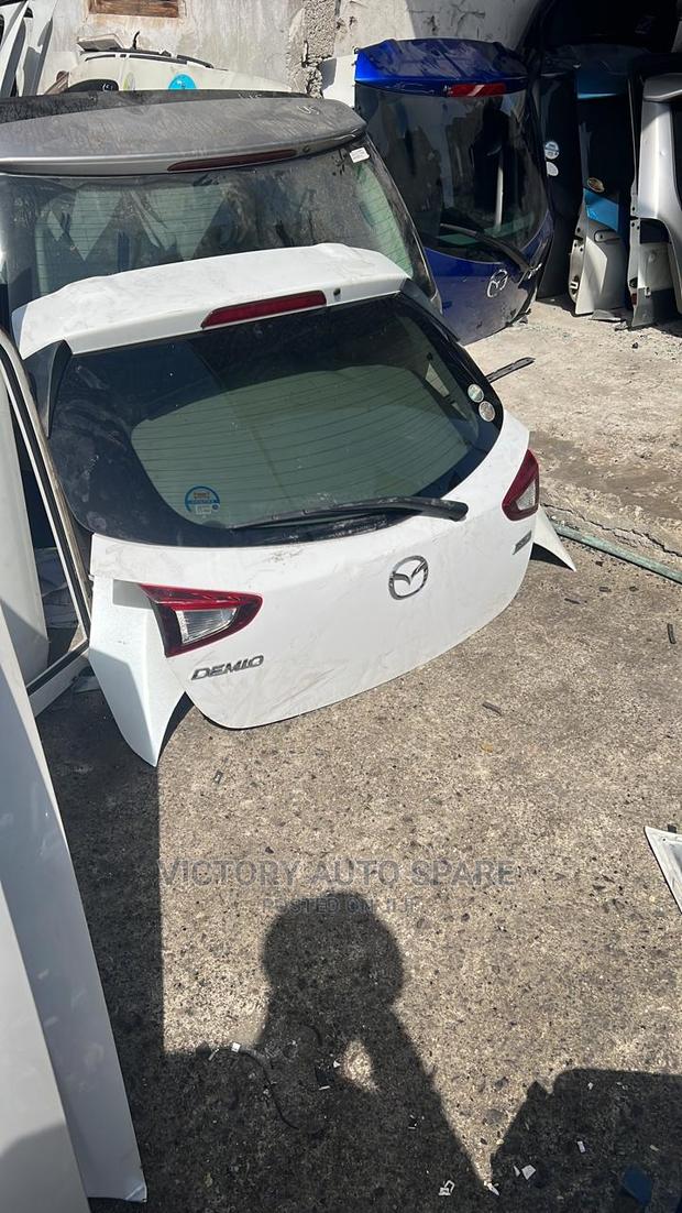 Mazda Demio Boot 2014/2015 - main view