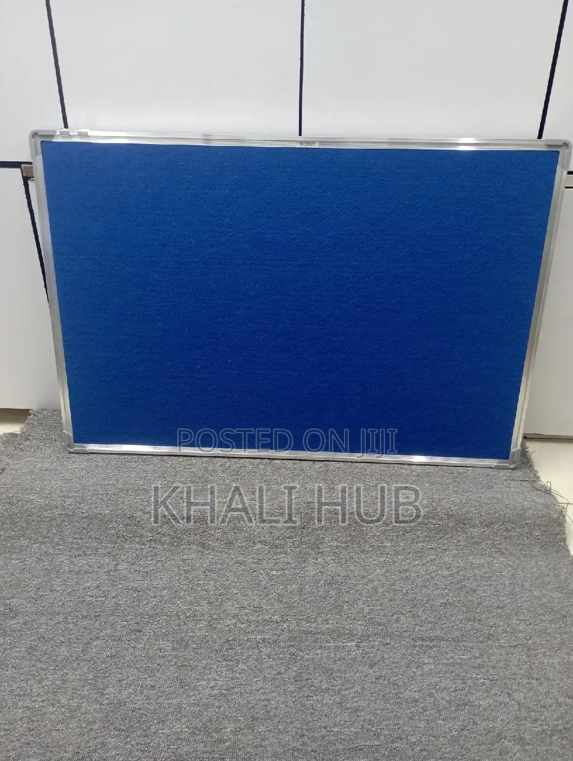 ^Noticeboard^ 3ft×2