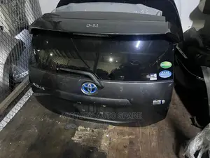 Toyota Aqua Boot