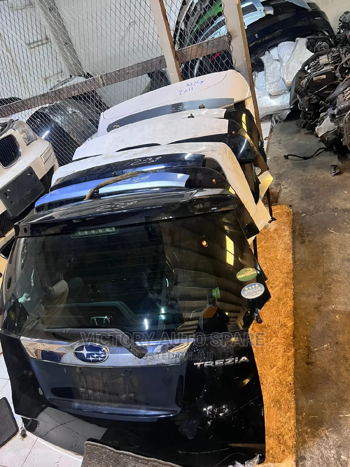 Subaru Trezia Boot/Tailgate