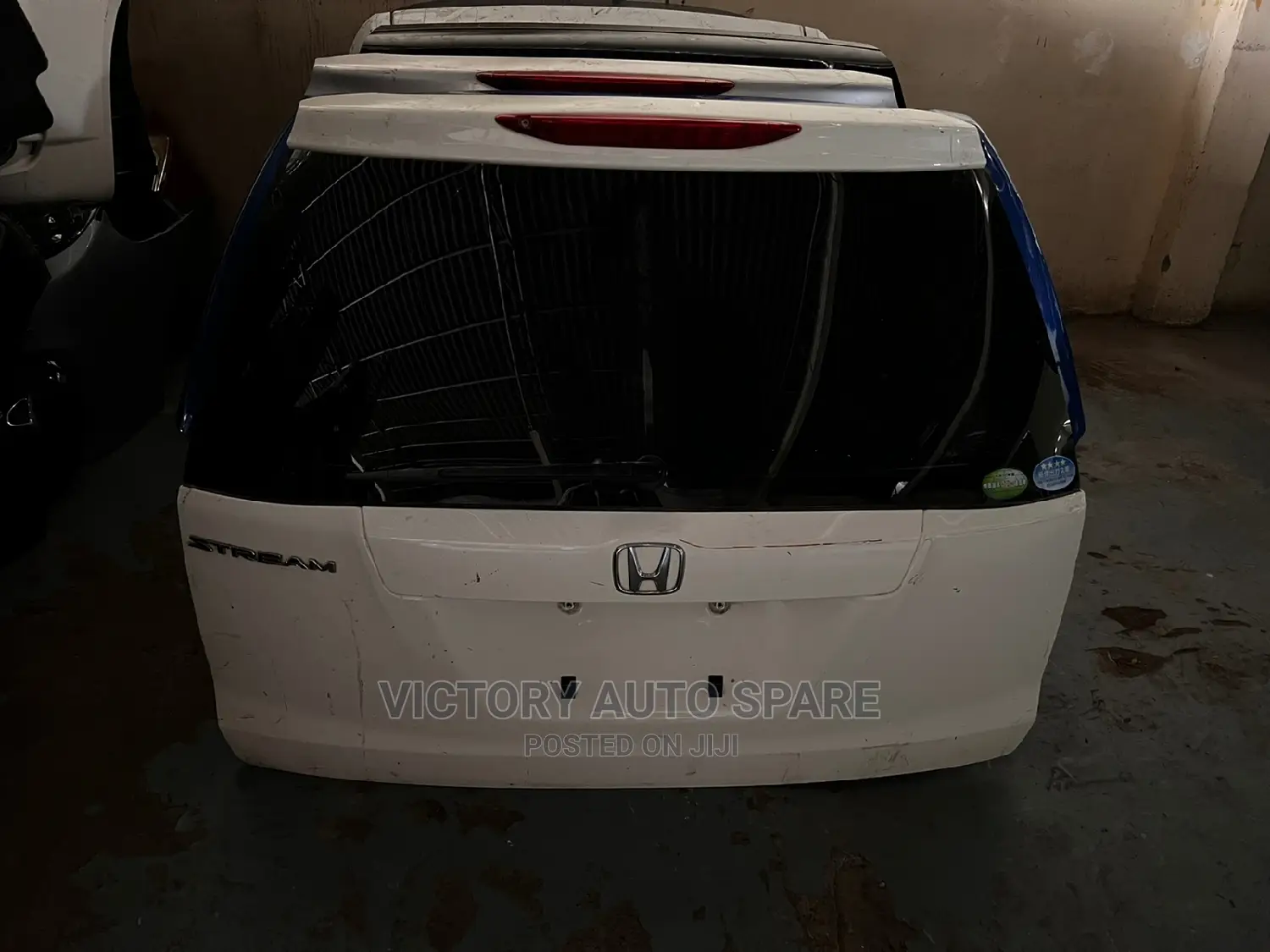 Honda Stream Boot/Tailgate
