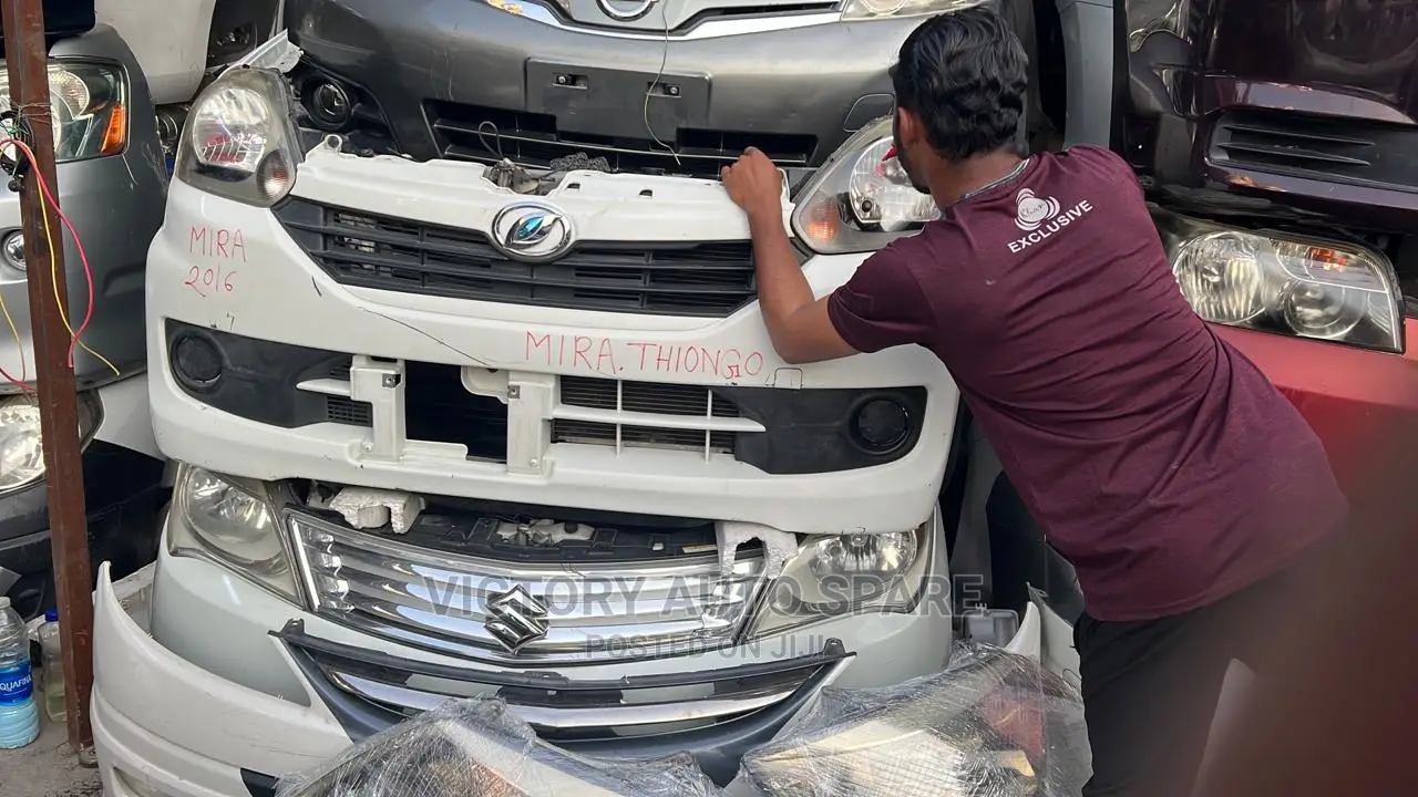 Daihatsu Mira Nosecut 2015/2016
