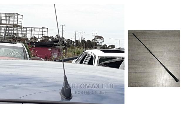 Mazda Demio, Roof Antenna