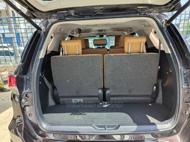 Toyota Fortuner 2016 Brown - thumbnail 4