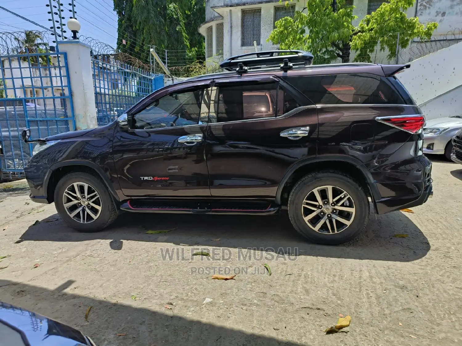 Toyota Fortuner 2016 Brown