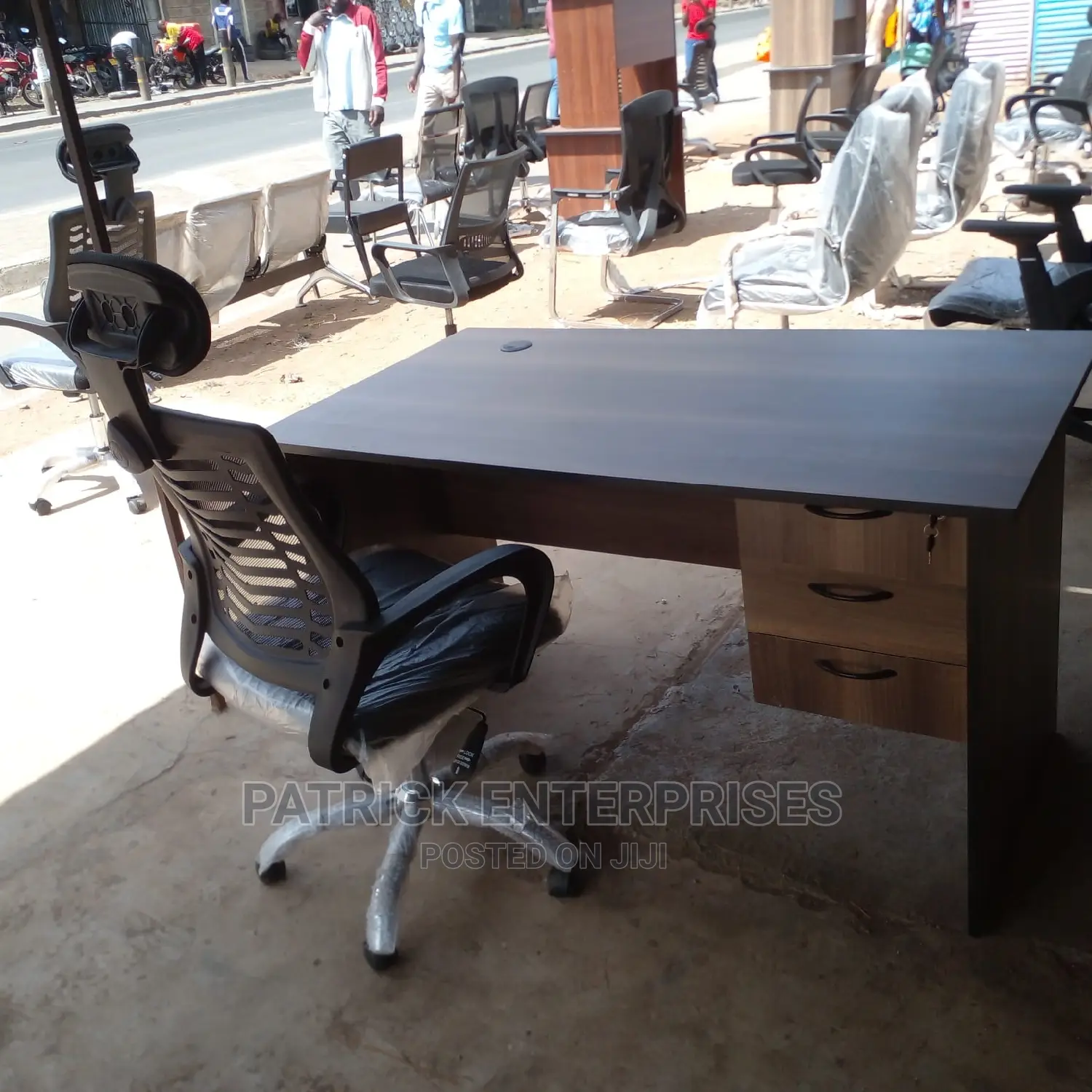 1.4 Mtrs Office Desk Plus High Back Recliner Headrest Chair