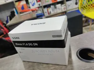 Art Sigma 35mm/1.4dg DN Art Lens for Sony