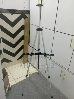 *Tripod Stand, Tripod Stand for Snapper Frames.