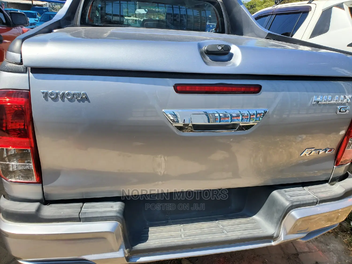 Toyota Hilux 2016 Silver