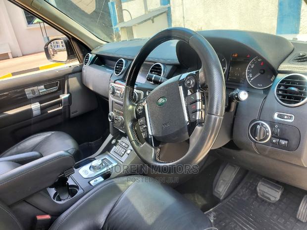 Land Rover Discovery 2015 White - thumbnail 4