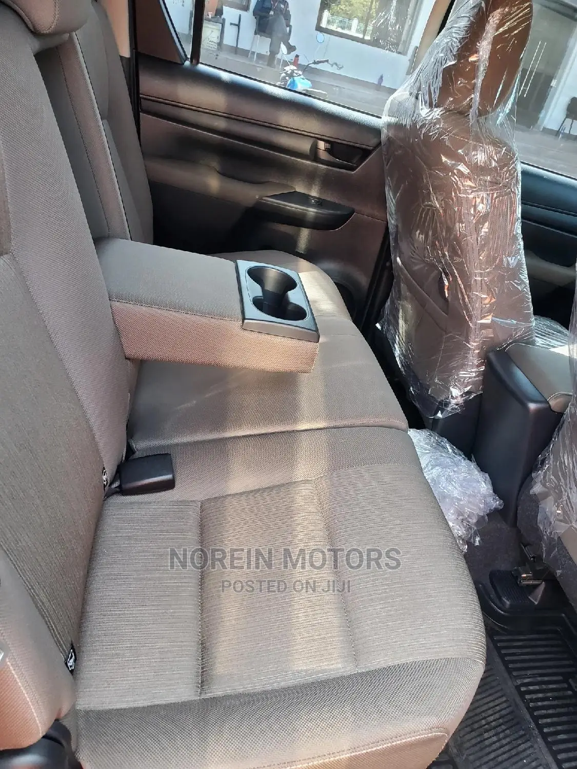 Toyota Hilux 2017 Gray