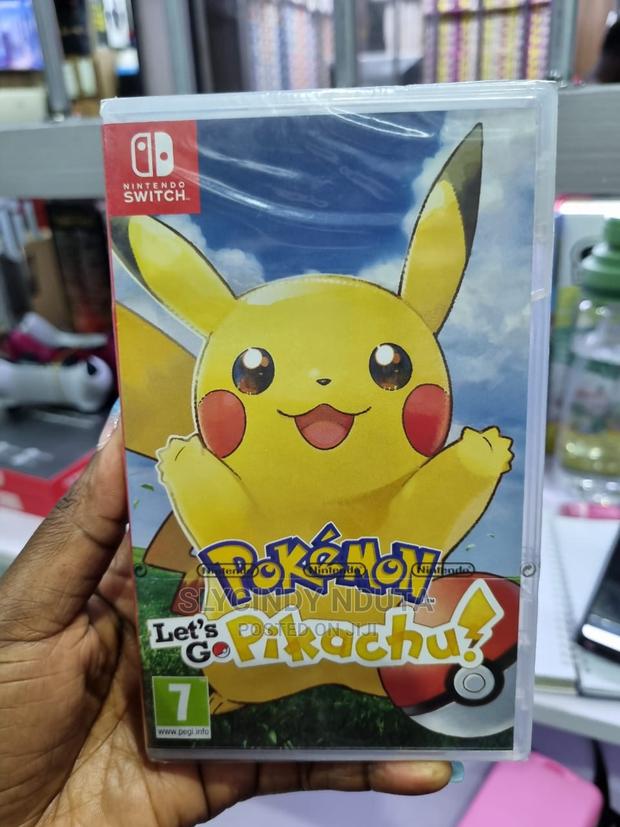 Nintendo Switch Pokemon Let's Go Pikachu - main view