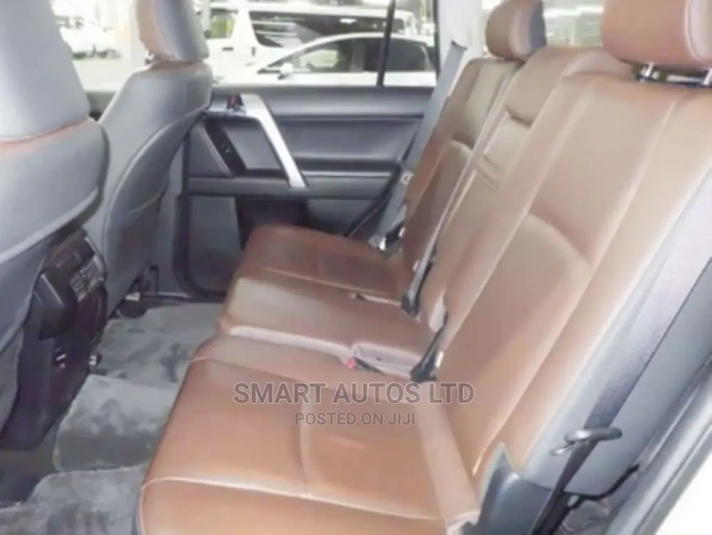 Toyota Land Cruiser Prado 2.8 D-4d 2016 White