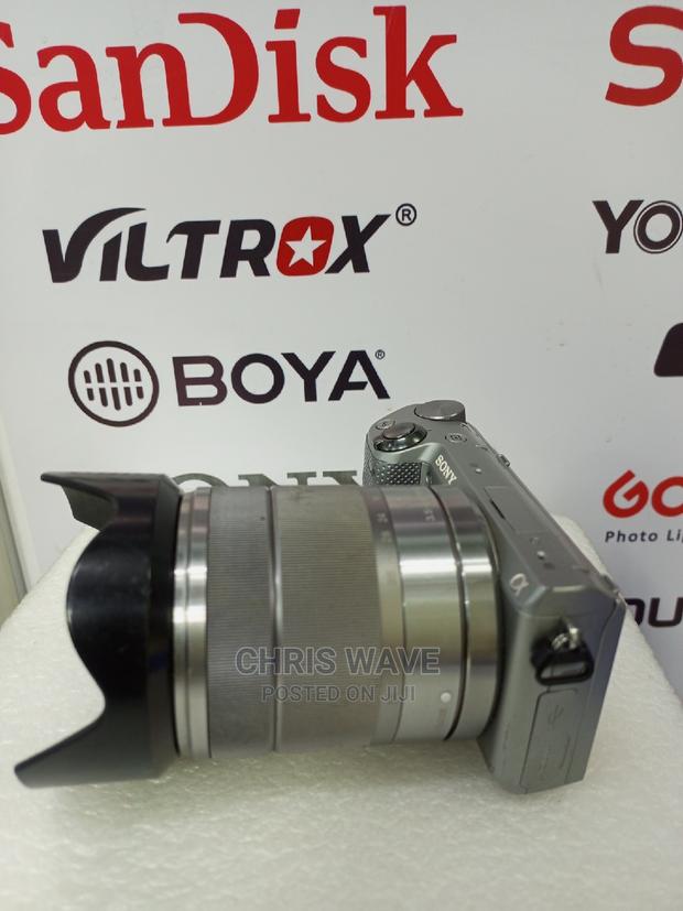 Sony Nex5r Mirrorless Camera - thumbnail 4