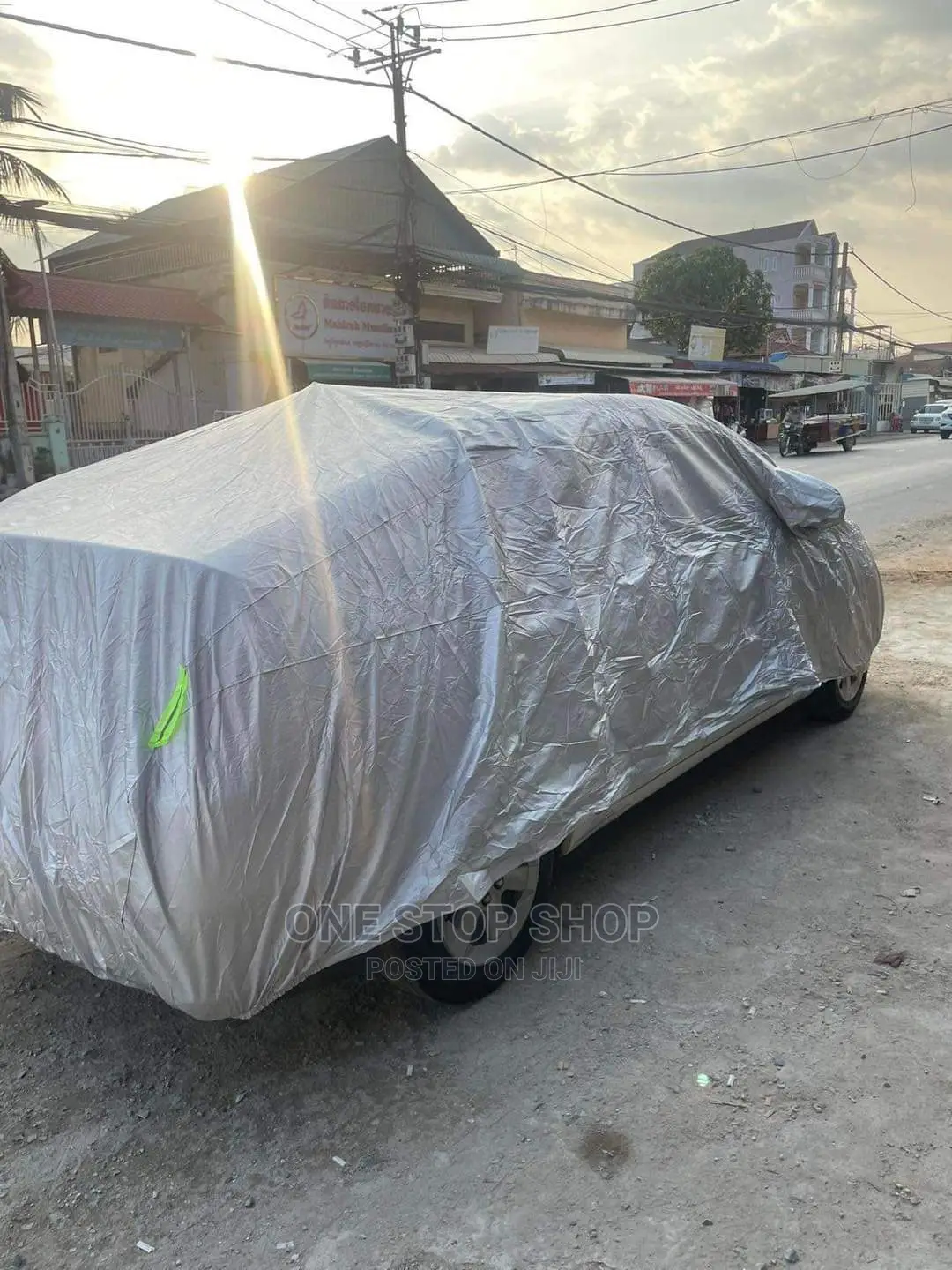 Honda Insight Fitted With Car Body Cover